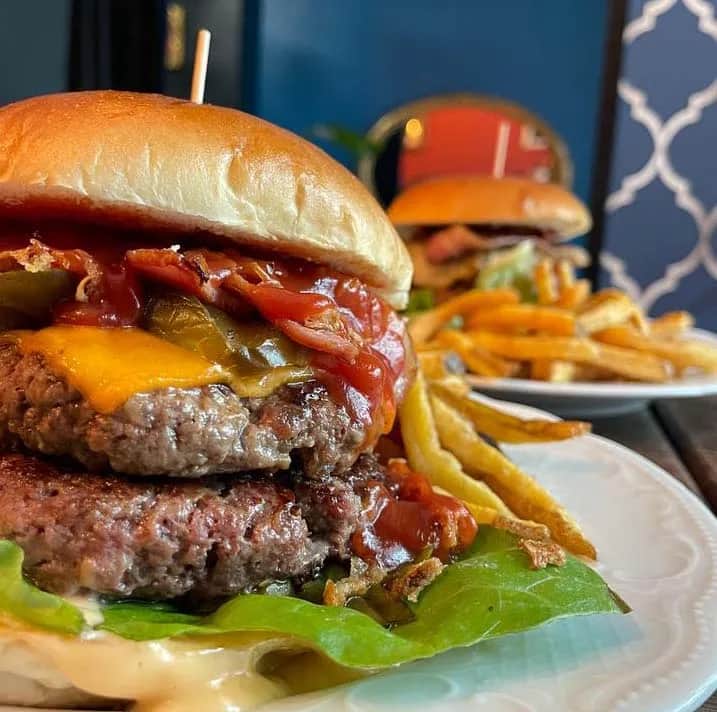 Burger & Co Kielce: Najlepsze burgery? Recenzja i menu